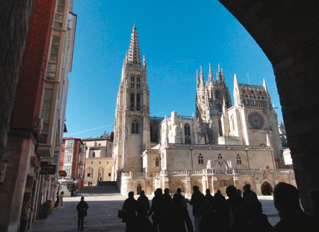 La cathédrale de Burgos restaurée. La cathédrale de Burgos restaurée.