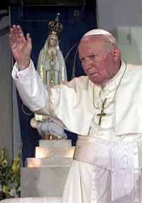 Jean-Paul II à Fatima, le 13 mai 2000.