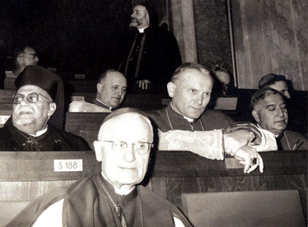 Karol Wojtyla au Concile Vatican II, pendant une session