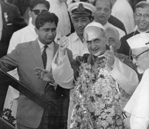 Paul VI à Bombay, le 2 décembre 1964.