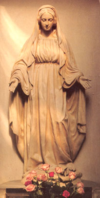 Vierge du cloître de Lisieux Vierge du cloître de Lisieux