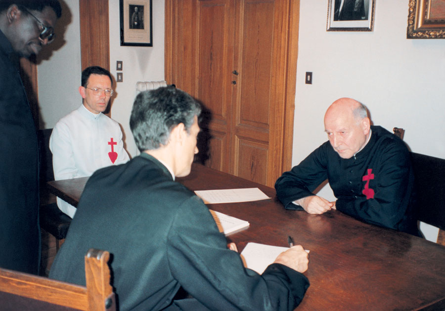 Le 13 mai 1993, remise du troisième Liber.