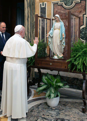Le Pape François et Notre-Dame de la médaille miraculeuse Le Pape François et Notre-Dame de la médaille miraculeuse