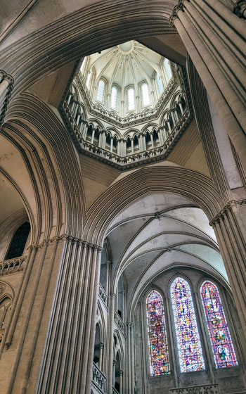 La “ tour lanterne ” de la cathédrale de Coutances.