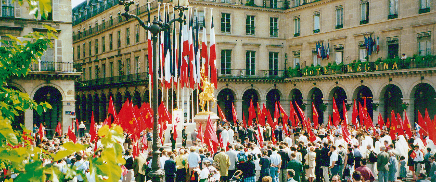 Place des pyramides